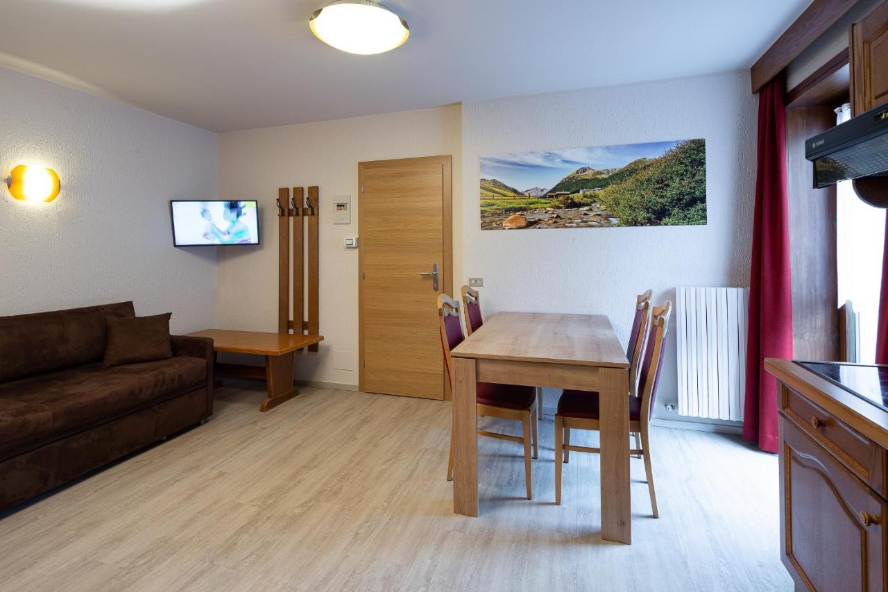 Casa Marcos Lejlighed Livigno Eksteriør billede